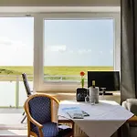 Strandhus Uiterst-hoern Luv