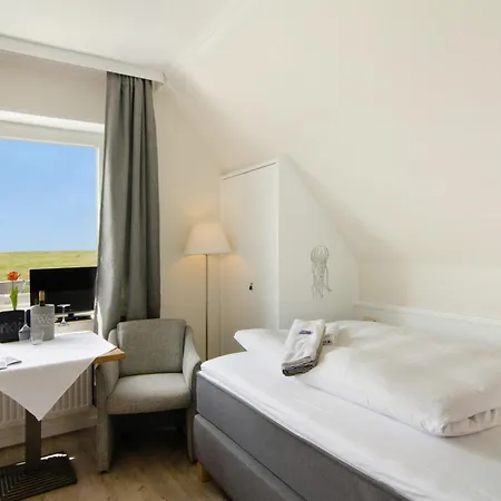 Strandhus Uiterst-hoern Luv דירה